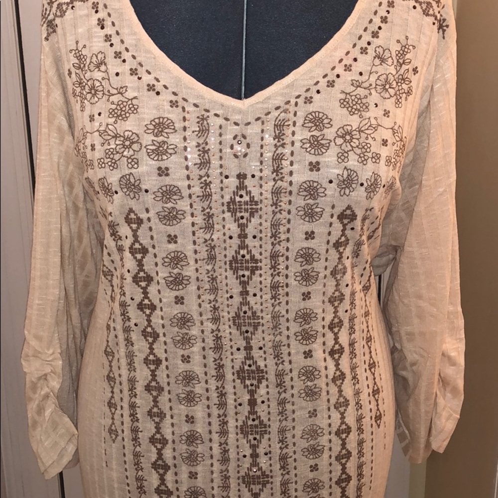 Super cute detailed Catherine’s top size 4x and 5x